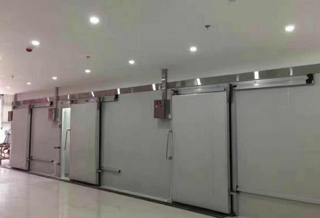 冷庫(kù)維修之制冰機(jī)的清洗 濟(jì)南冷庫(kù)維修